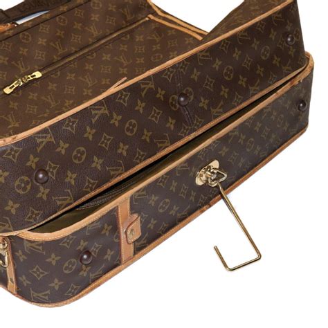 [3xa0268] Auth Louis Vuitton Garment Case Monogram Portable 